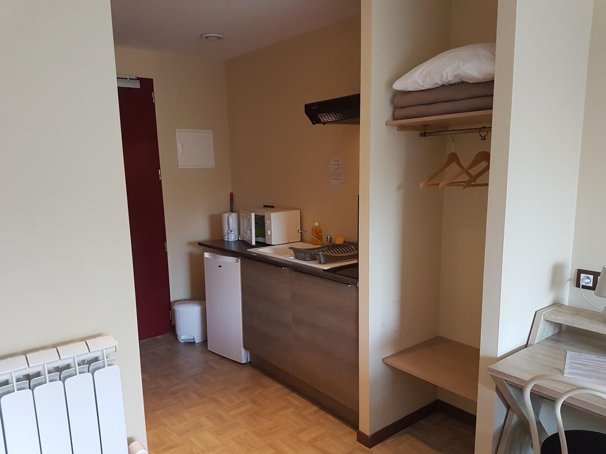 La Pause Otel Évreux Dış mekan fotoğraf