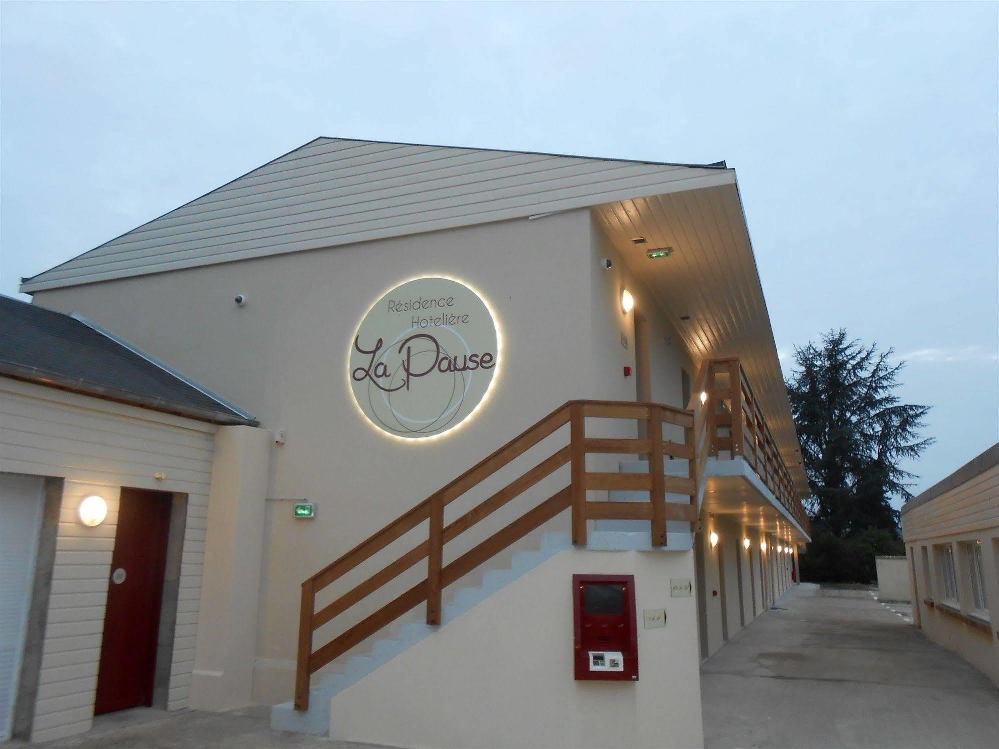 La Pause Otel Évreux Dış mekan fotoğraf